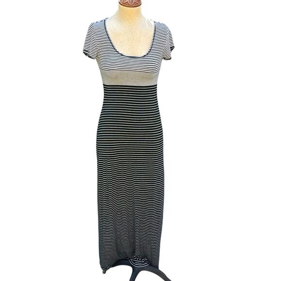 Max Studio Black & White Striped Maxi Short Sleeve Dress Women's Small - Picture 1 of 10